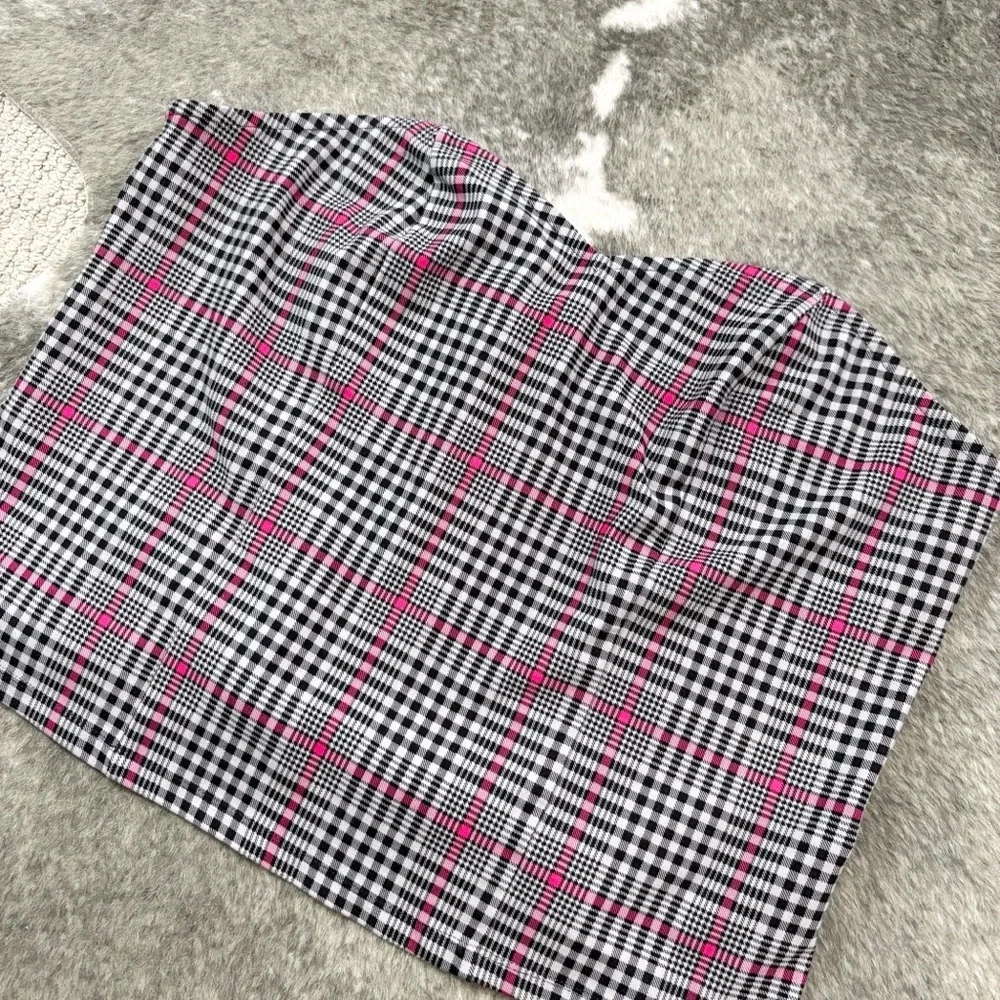 NWT Torrid Ponte Sweatheart Tube Top - Picture 3 of 10